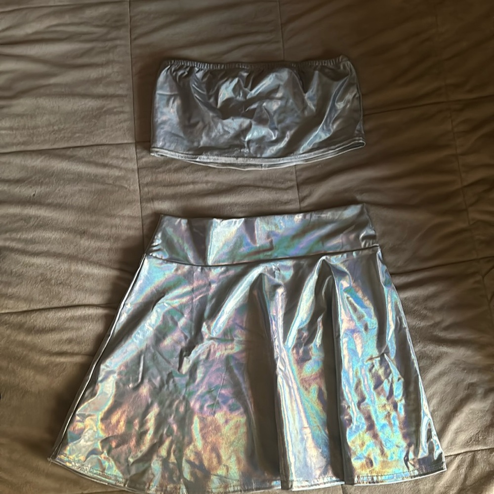 Alien girl outfit